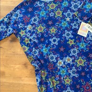 Lularoe Irma Top Size S
